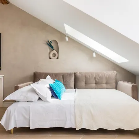 Old Town Experience, Sea View, Center&beach, 2bthr Apartman