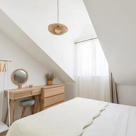 Old Town Experience, Sea View, Center&beach, 2bthr Apartament Split
