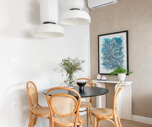 Apartmán Old Town Experience, Sea View, Center&beach, 2bthr *
